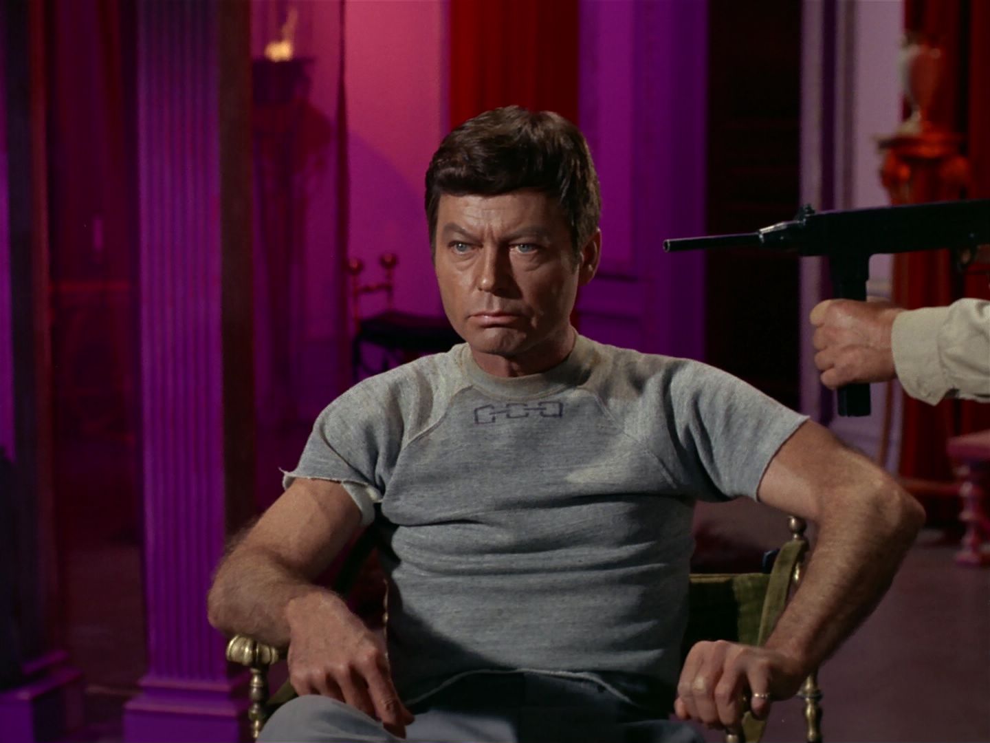 ariane179254_StarTrek_2x25_BreadAndCircuses_1856.jpg