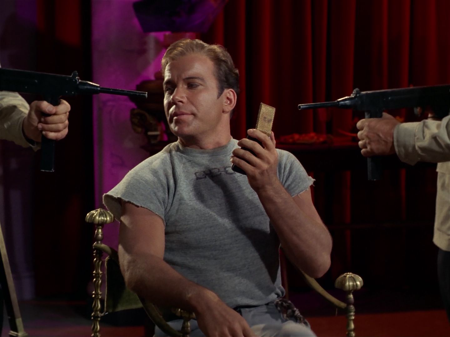 ariane179254_StarTrek_2x25_BreadAndCircuses_1861.jpg