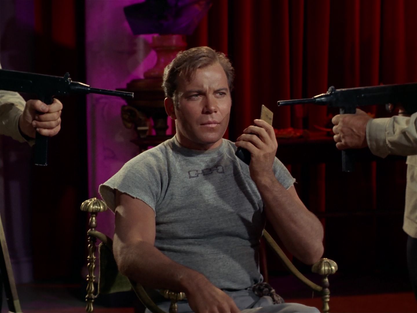 ariane179254_StarTrek_2x25_BreadAndCircuses_1865.jpg