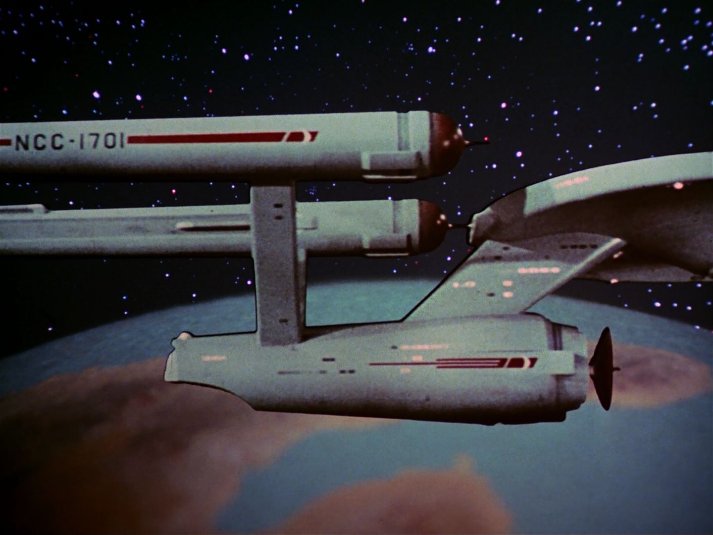 ariane179254_StarTrek_2x25_BreadAndCircuses_1914.jpg
