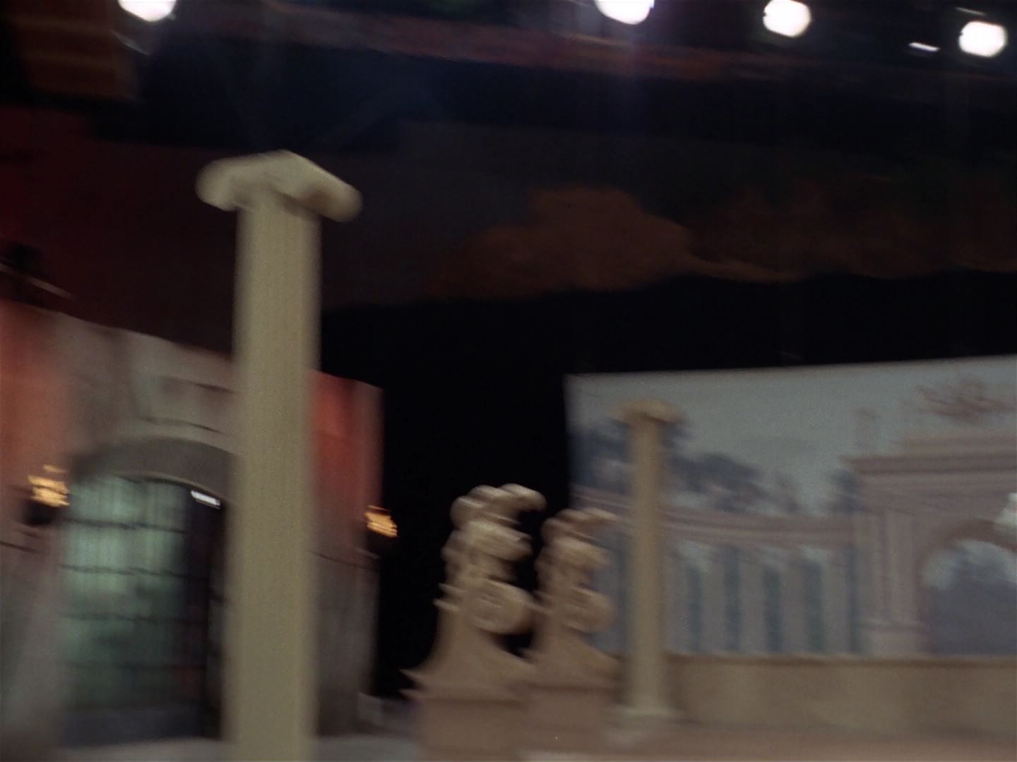 ariane179254_StarTrek_2x25_BreadAndCircuses_1978.jpg