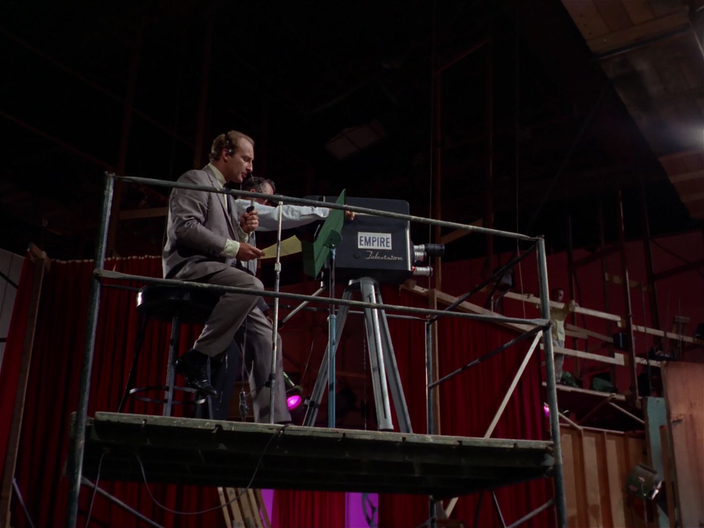 ariane179254_StarTrek_2x25_BreadAndCircuses_1986.jpg