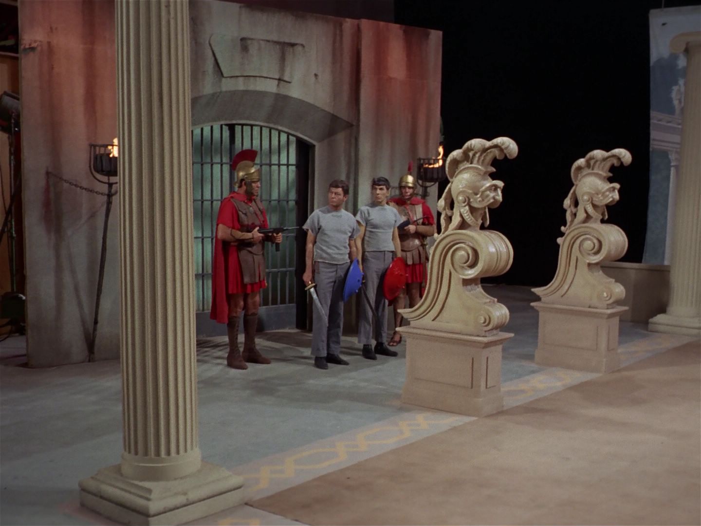 ariane179254_StarTrek_2x25_BreadAndCircuses_2041.jpg