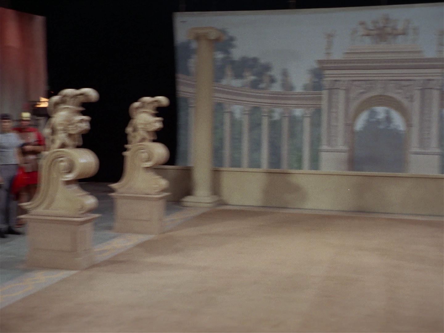 ariane179254_StarTrek_2x25_BreadAndCircuses_2044.jpg