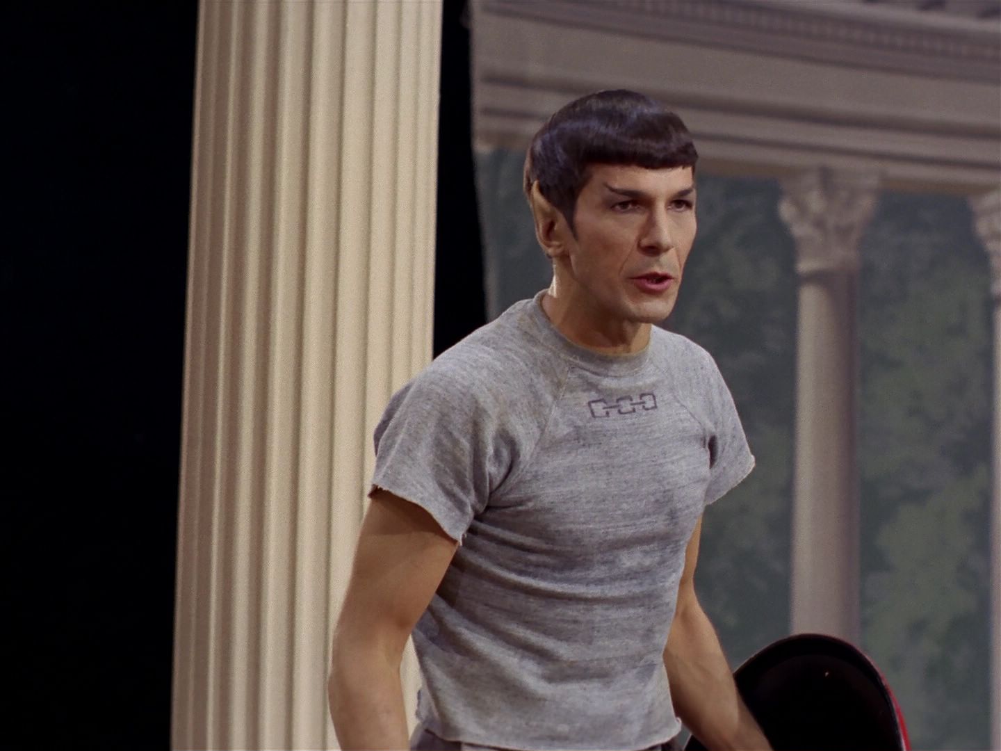 ariane179254_StarTrek_2x25_BreadAndCircuses_2120.jpg