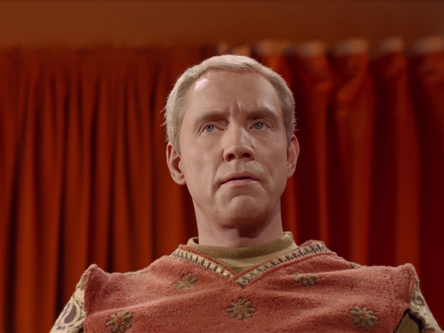 ariane179254_StarTrek_2x25_BreadAndCircuses_2384.jpg