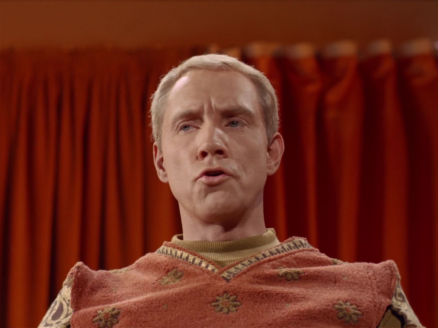 ariane179254_StarTrek_2x25_BreadAndCircuses_2387.jpg