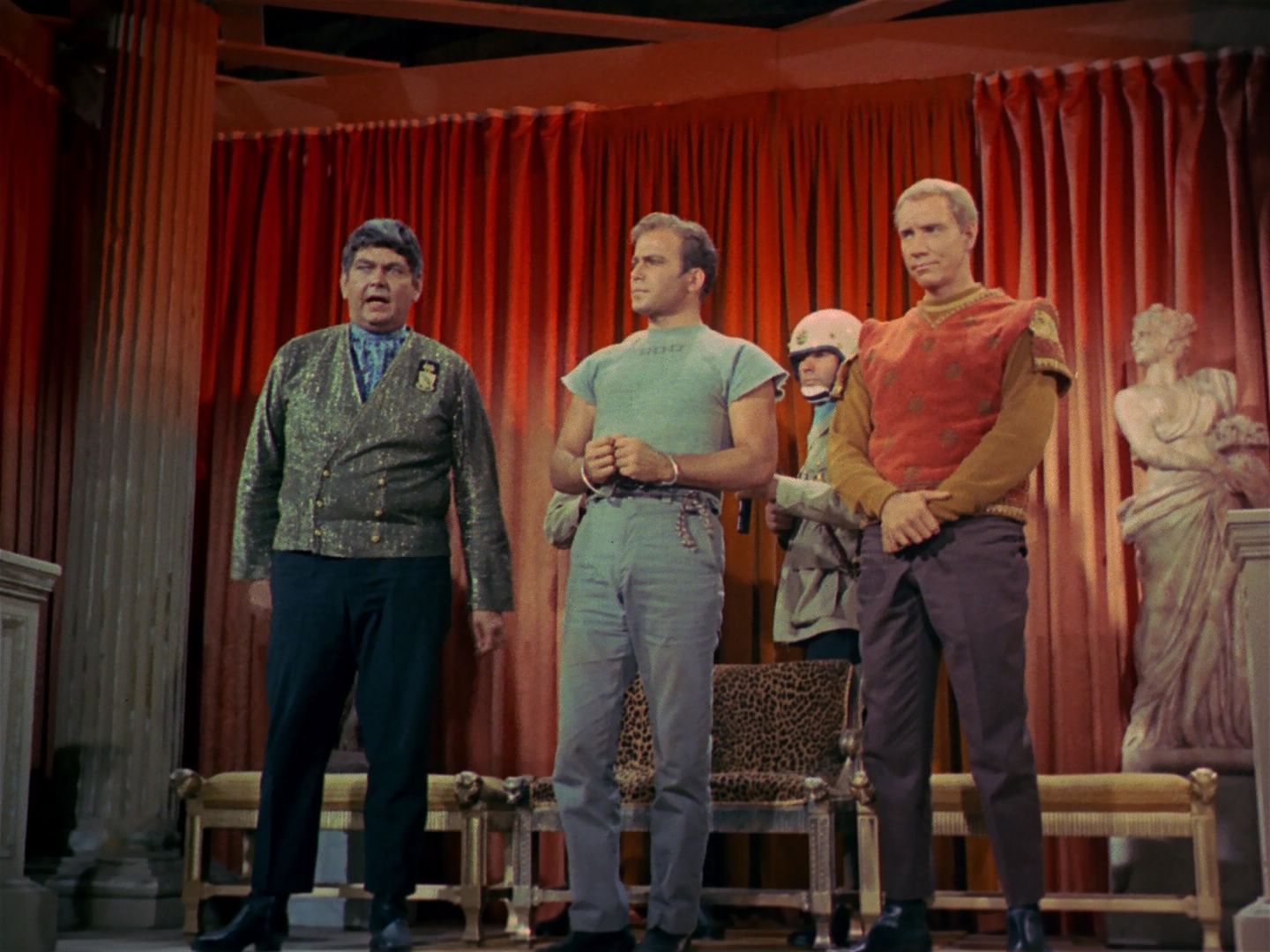 ariane179254_StarTrek_2x25_BreadAndCircuses_2421.jpg
