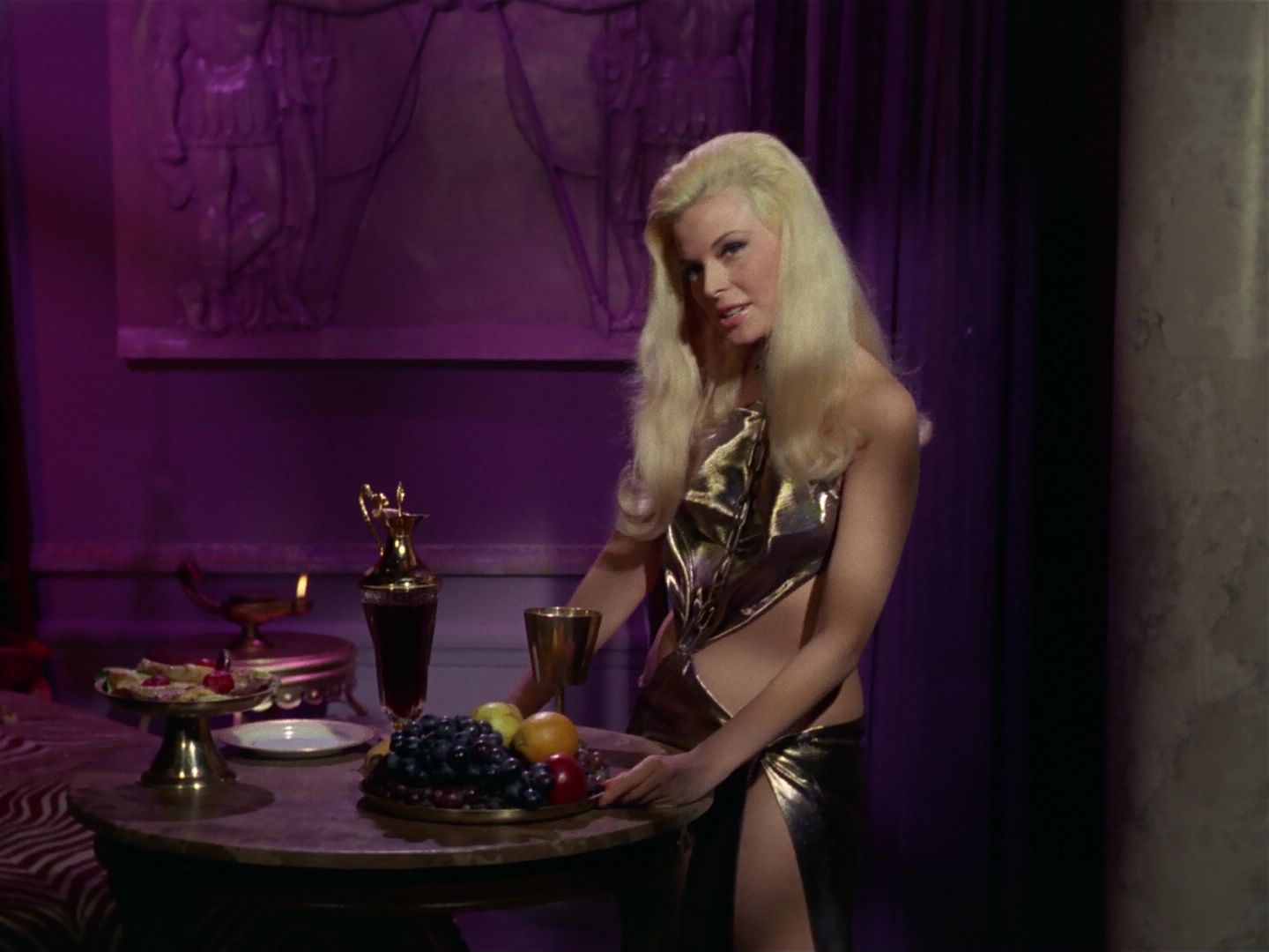 ariane179254_StarTrek_2x25_BreadAndCircuses_2479.jpg