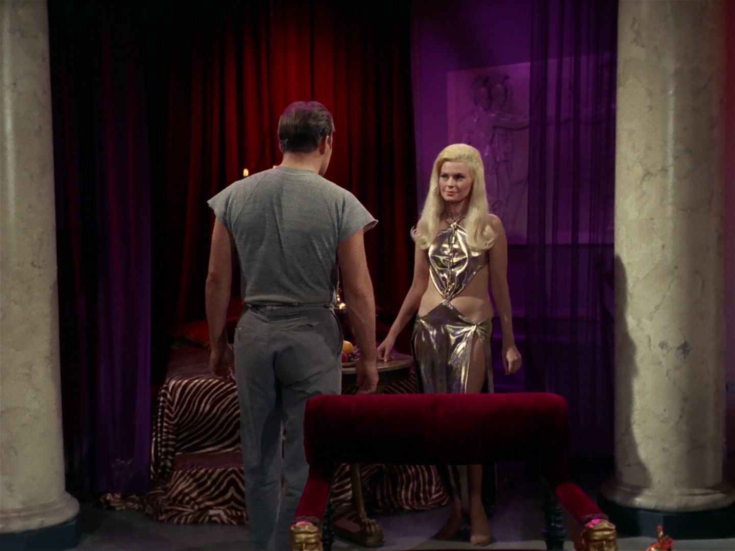 ariane179254_StarTrek_2x25_BreadAndCircuses_2498.jpg