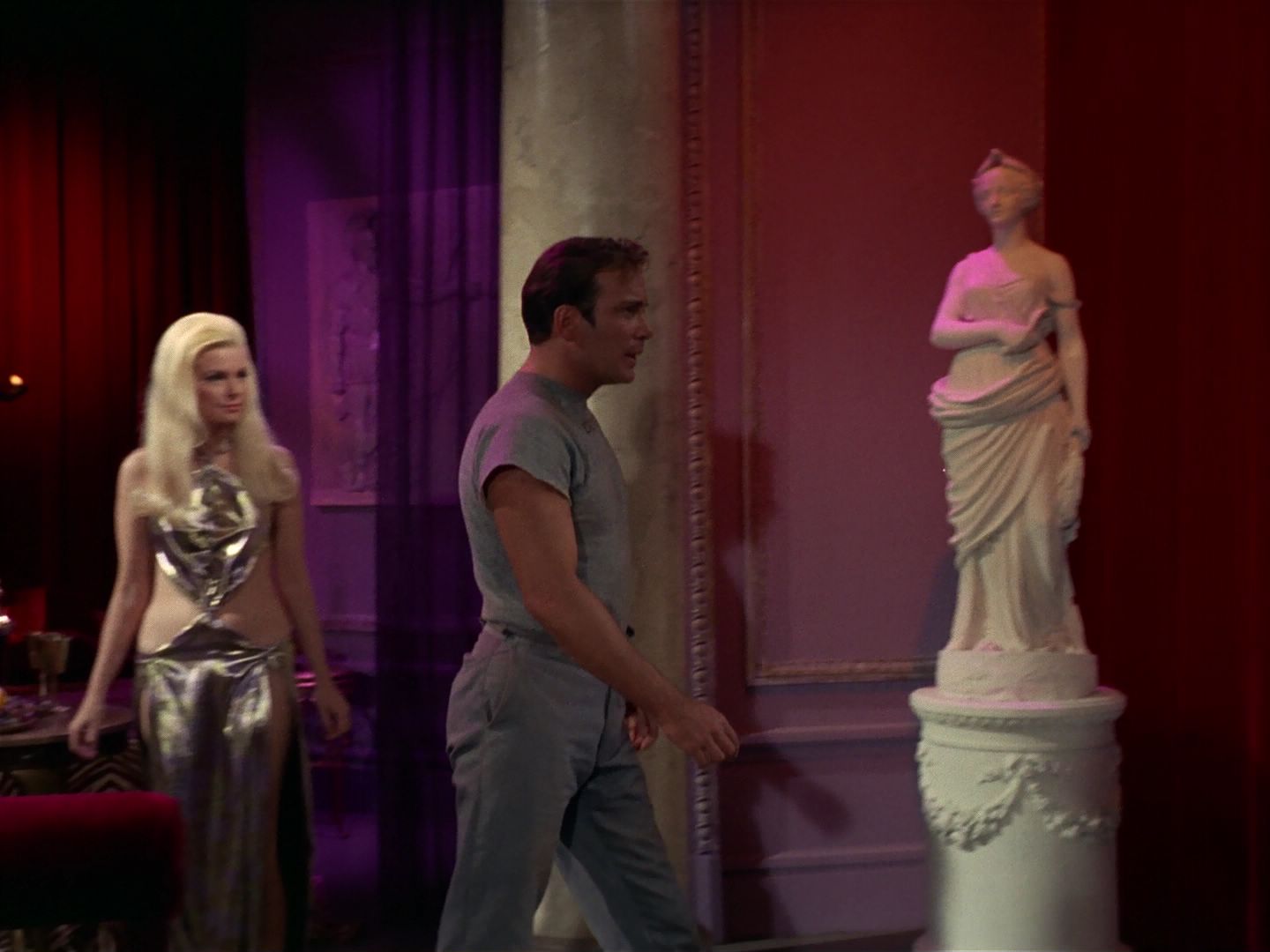 ariane179254_StarTrek_2x25_BreadAndCircuses_2510.jpg