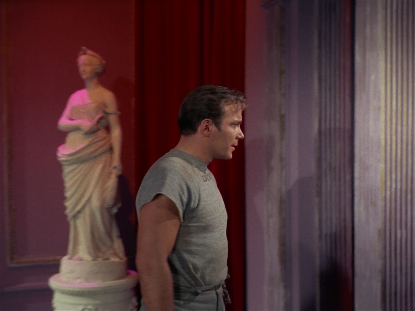 ariane179254_StarTrek_2x25_BreadAndCircuses_2512.jpg