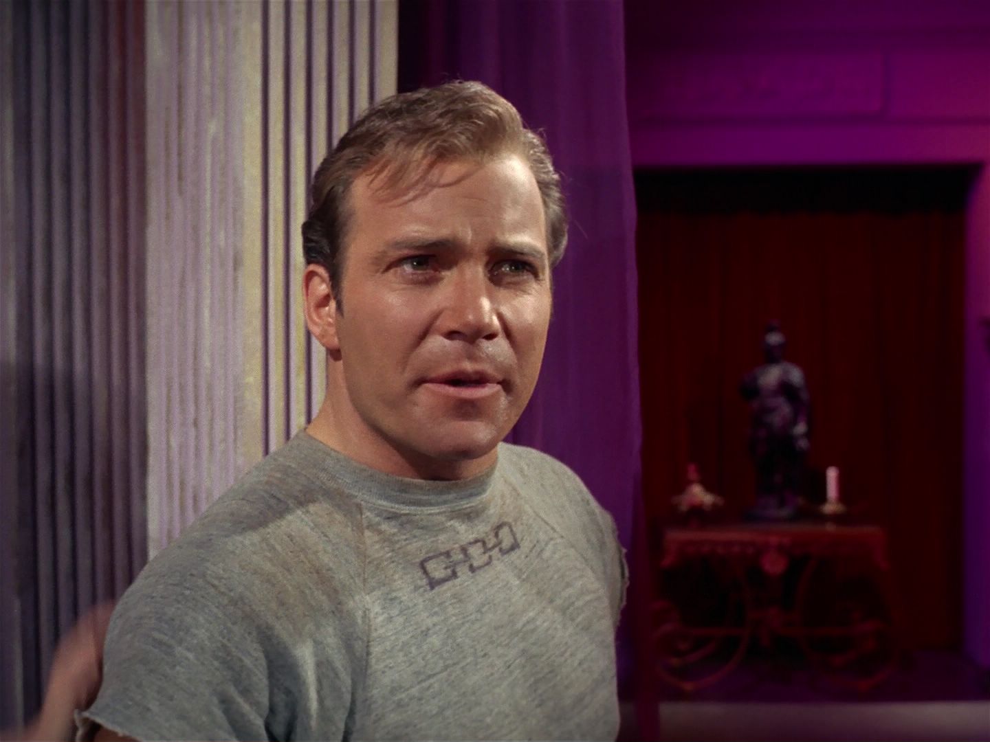 ariane179254_StarTrek_2x25_BreadAndCircuses_2517.jpg