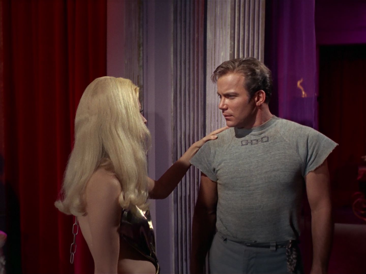 ariane179254_StarTrek_2x25_BreadAndCircuses_2522.jpg
