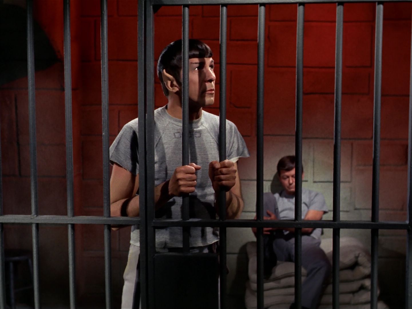 ariane179254_StarTrek_2x25_BreadAndCircuses_2551.jpg