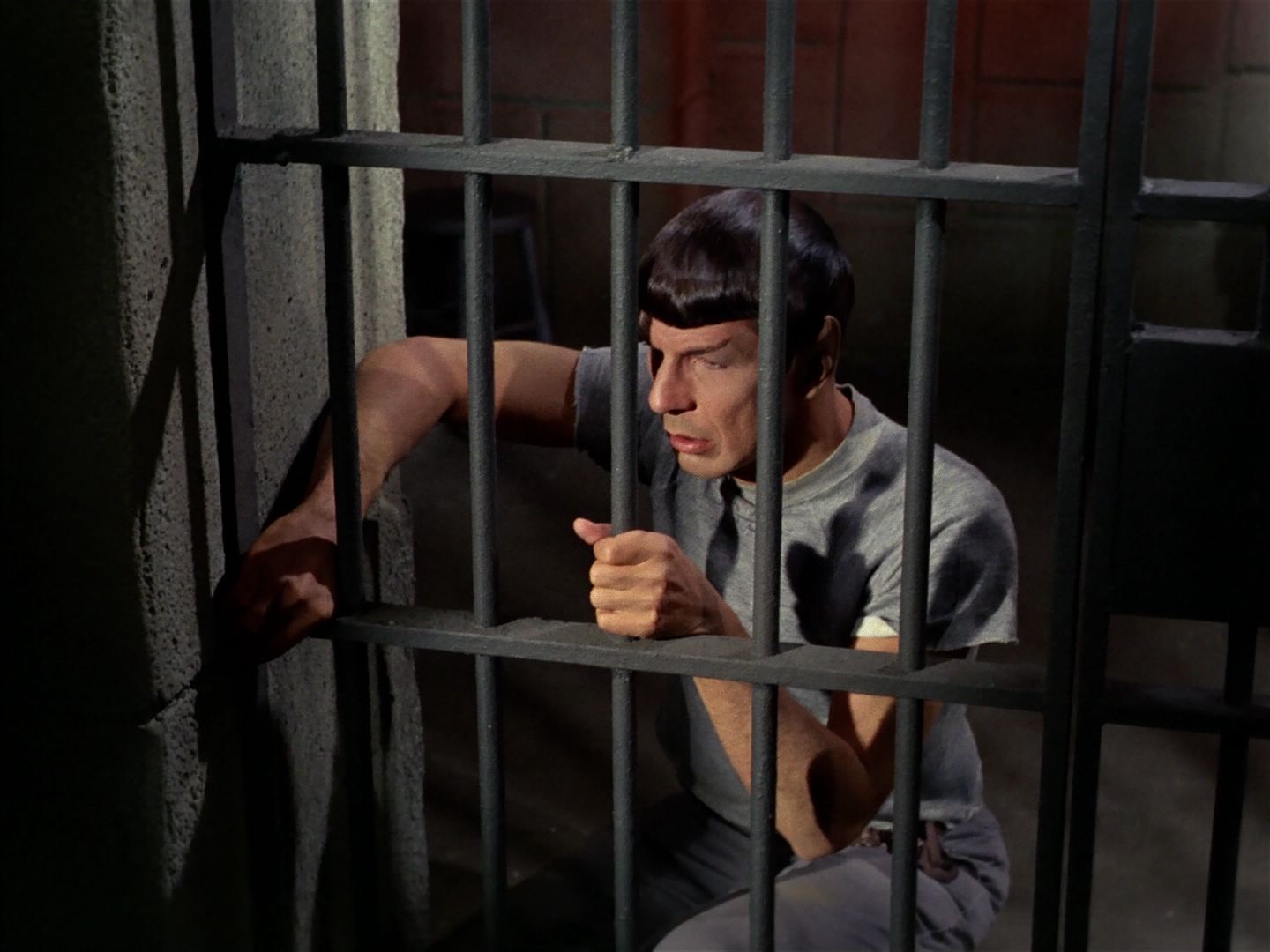 ariane179254_StarTrek_2x25_BreadAndCircuses_2575.jpg