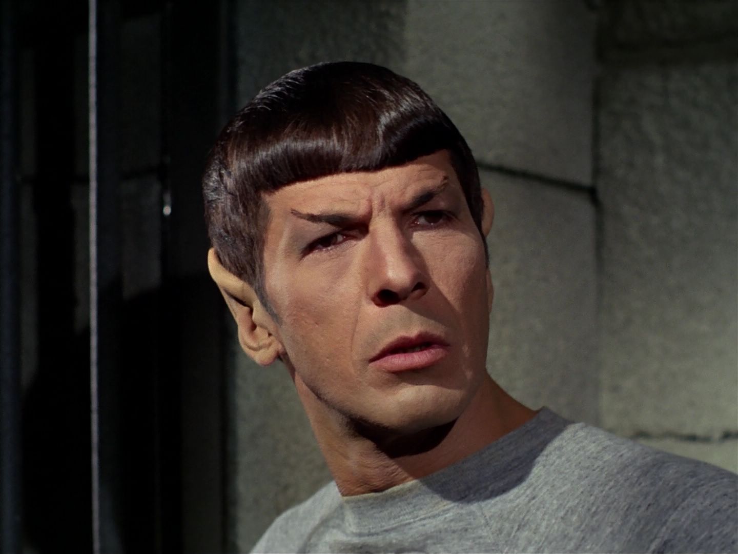 ariane179254_StarTrek_2x25_BreadAndCircuses_2621.jpg
