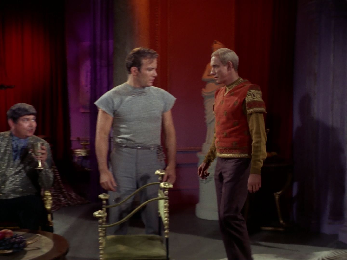 ariane179254_StarTrek_2x25_BreadAndCircuses_2818.jpg