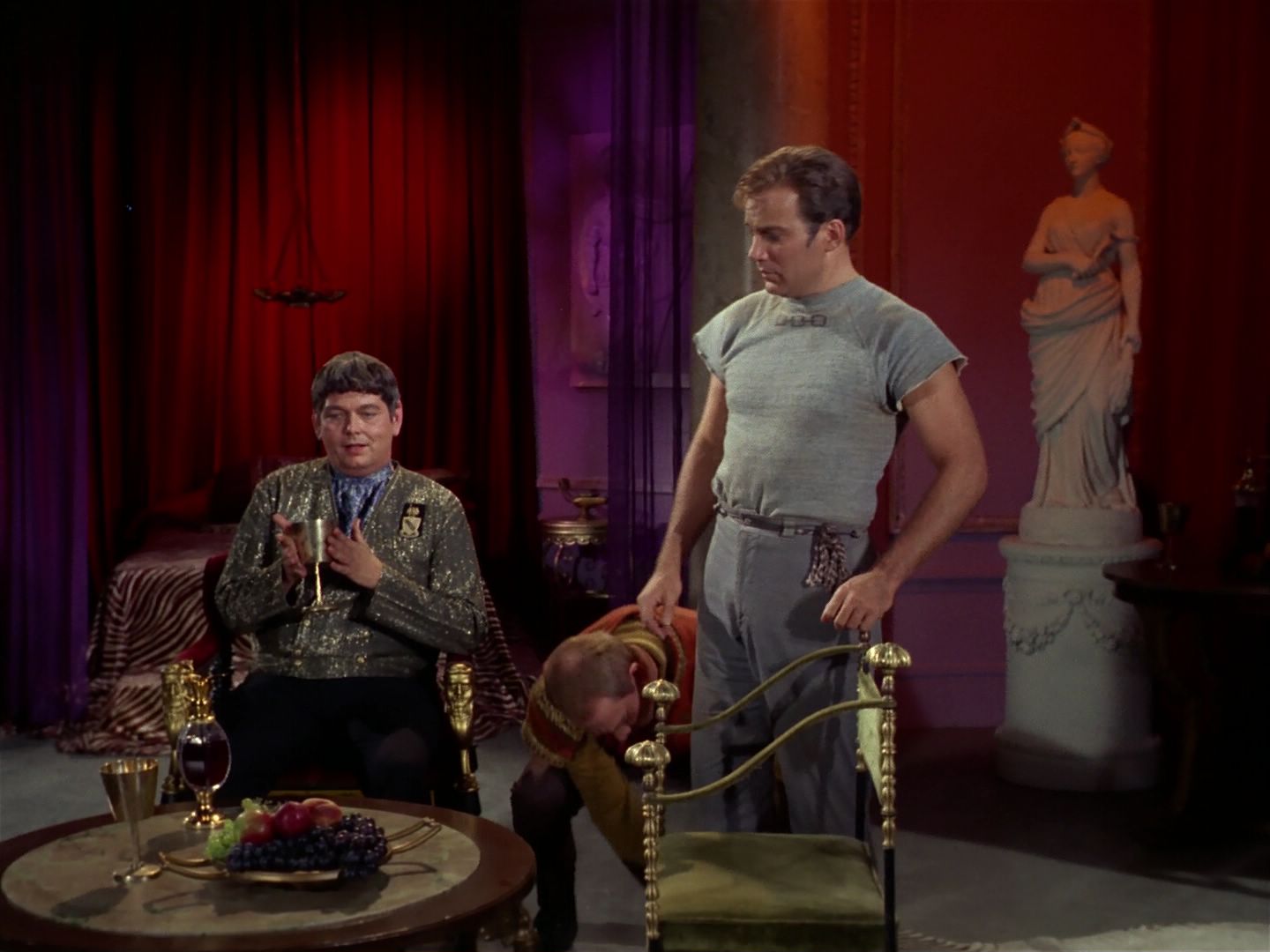 ariane179254_StarTrek_2x25_BreadAndCircuses_2825.jpg