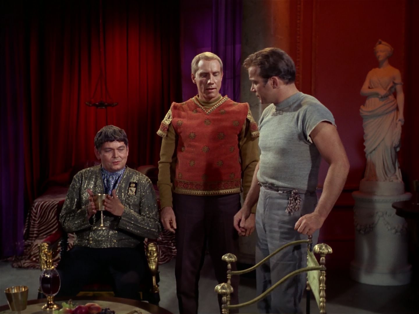ariane179254_StarTrek_2x25_BreadAndCircuses_2830.jpg