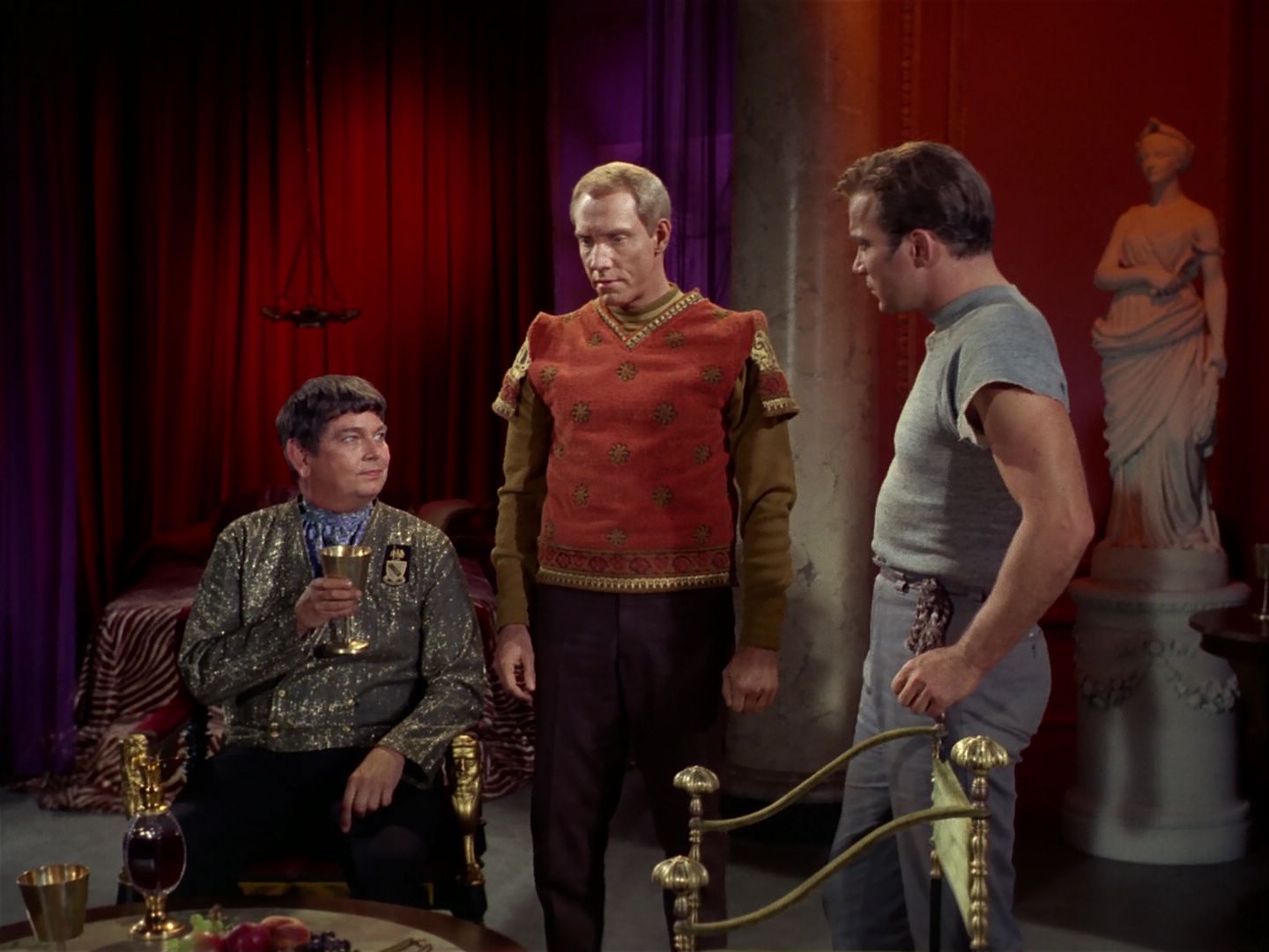 ariane179254_StarTrek_2x25_BreadAndCircuses_2835.jpg