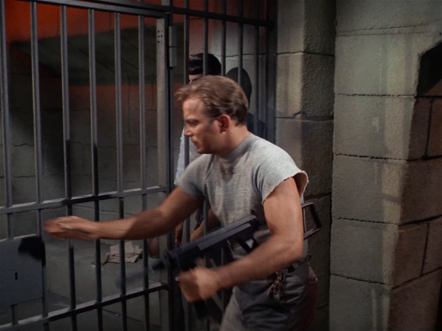 ariane179254_StarTrek_2x25_BreadAndCircuses_3025.jpg