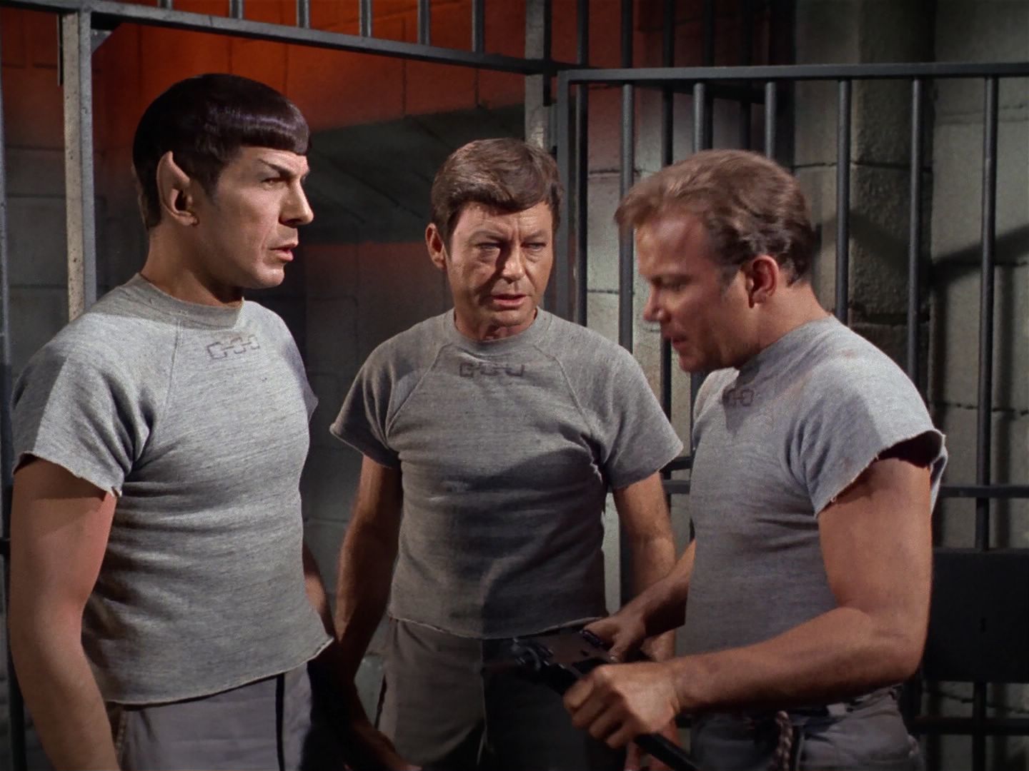 ariane179254_StarTrek_2x25_BreadAndCircuses_3029.jpg