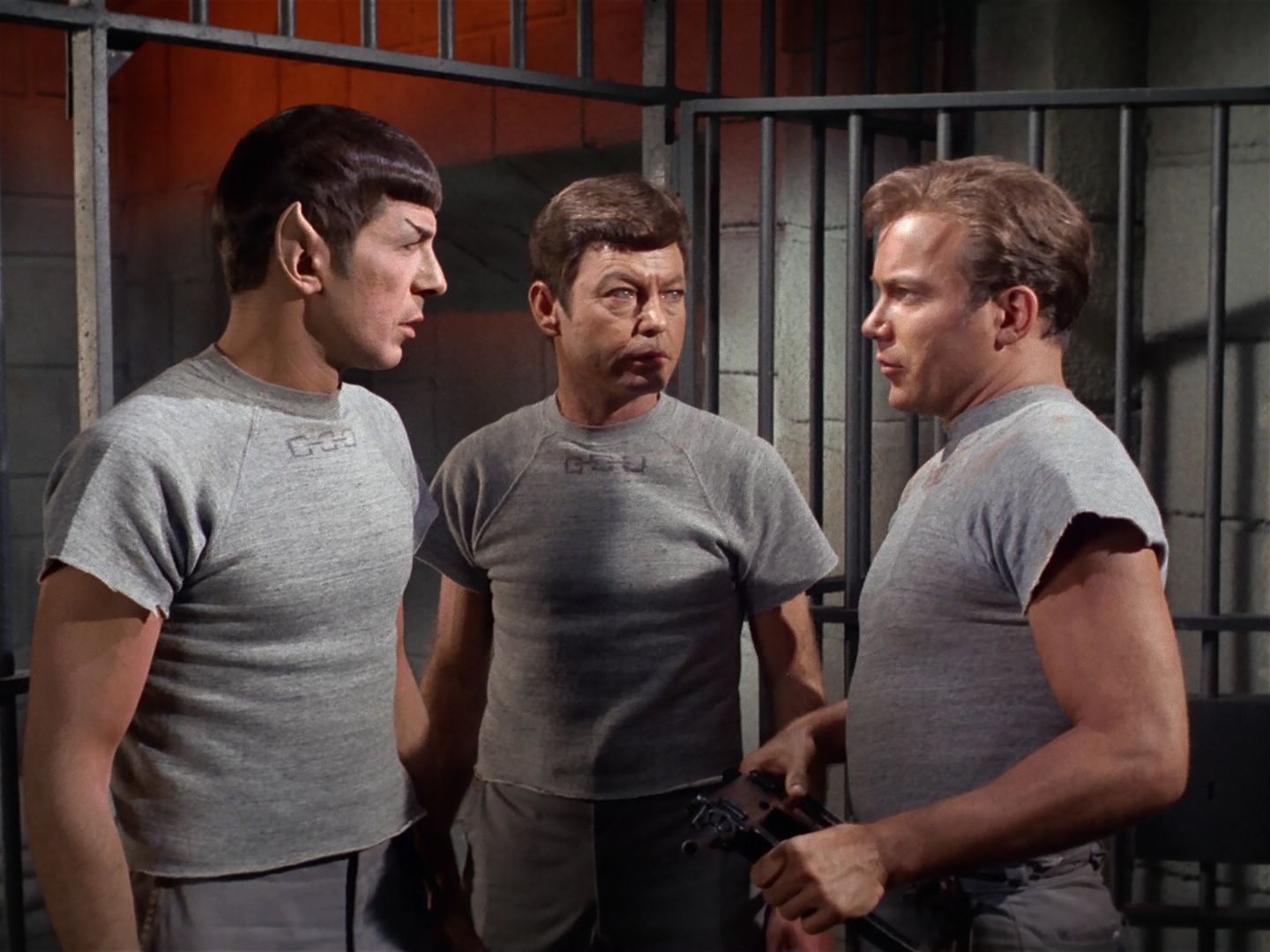 ariane179254_StarTrek_2x25_BreadAndCircuses_3031.jpg