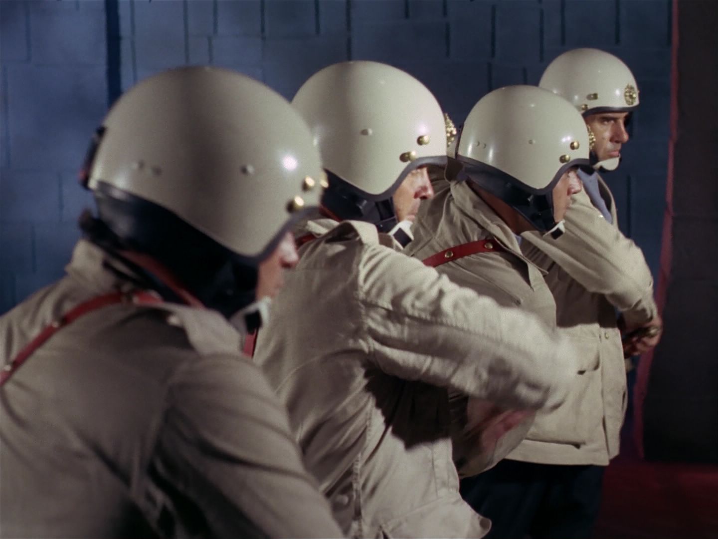ariane179254_StarTrek_2x25_BreadAndCircuses_3050.jpg