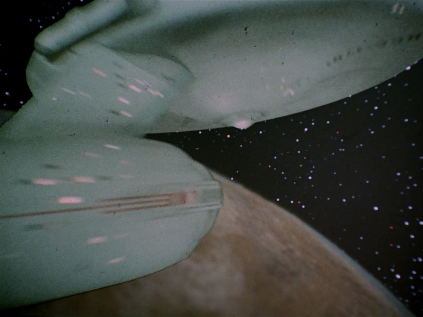 ariane179254_StarTrek_2x25_BreadAndCircuses_3096.jpg