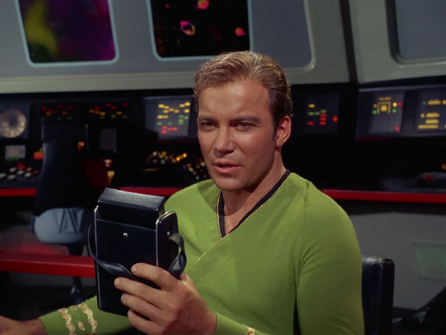 ariane179254_StarTrek_2x25_BreadAndCircuses_3107.jpg