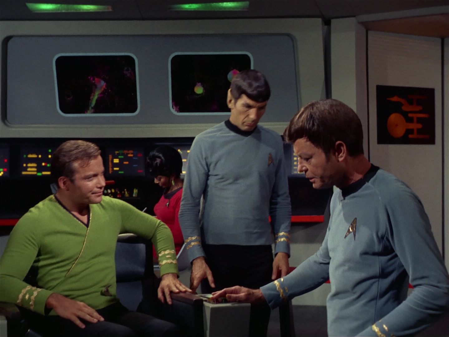 ariane179254_StarTrek_2x25_BreadAndCircuses_3130.jpg