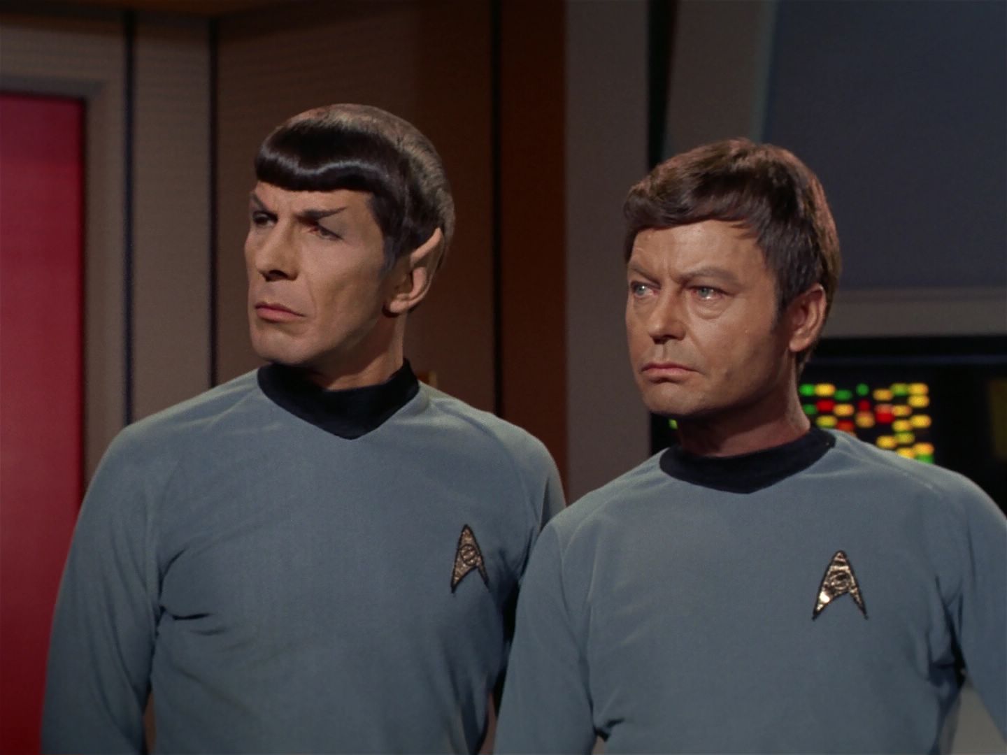 ariane179254_StarTrek_2x25_BreadAndCircuses_3169.jpg