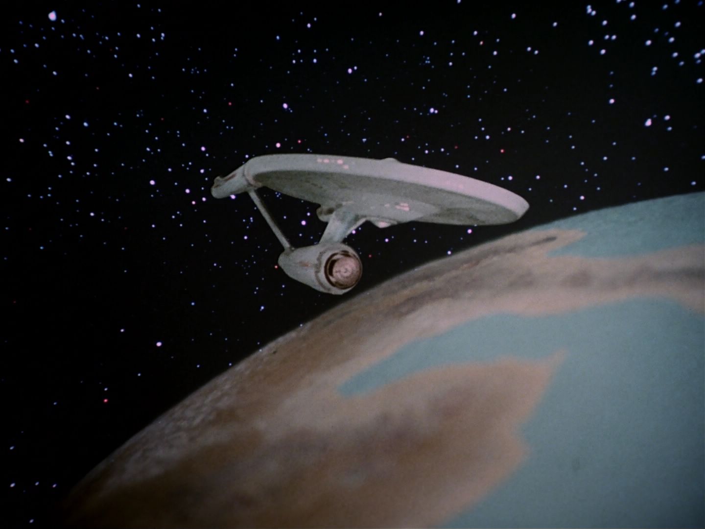 ariane179254_StarTrek_2x25_BreadAndCircuses_3230.jpg