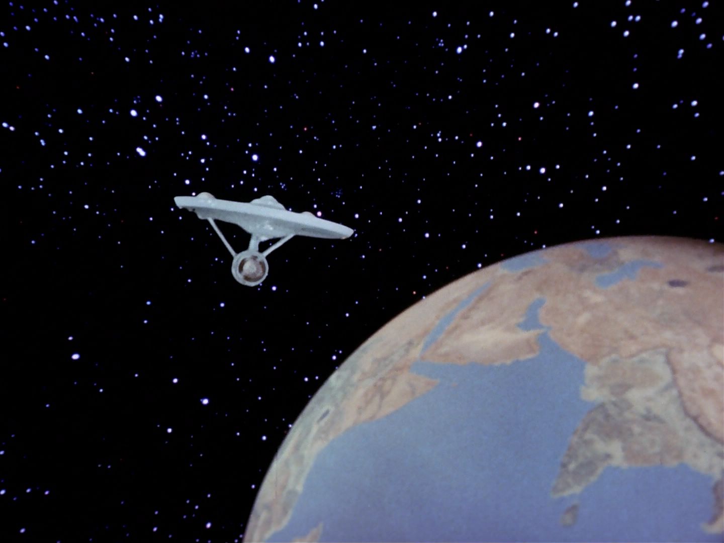 ariane179254_StarTrek_2x26_AssignmentEarth_0210.jpg