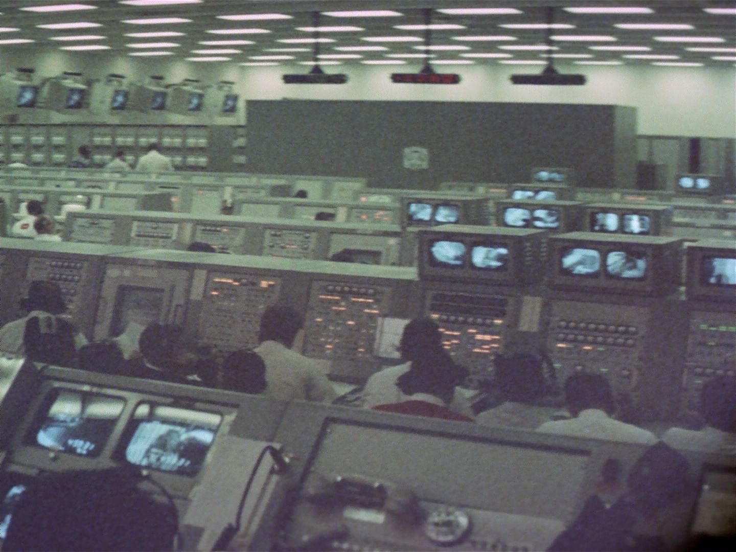 ariane179254_StarTrek_2x26_AssignmentEarth_1888.jpg