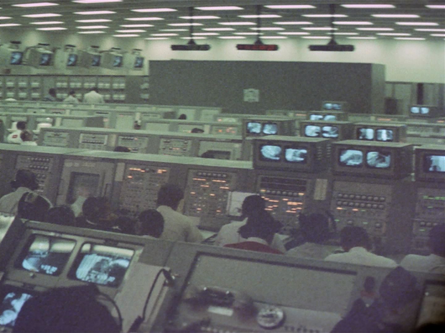 ariane179254_StarTrek_2x26_AssignmentEarth_1889.jpg