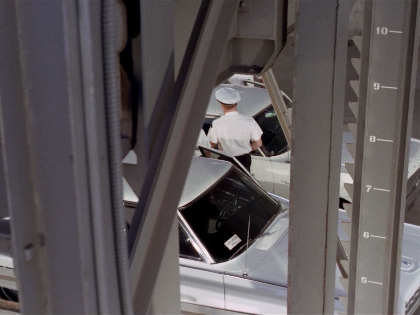 ariane179254_StarTrek_2x26_AssignmentEarth_1998.jpg