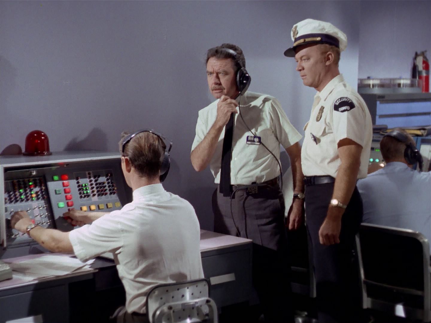ariane179254_StarTrek_2x26_AssignmentEarth_2094.jpg