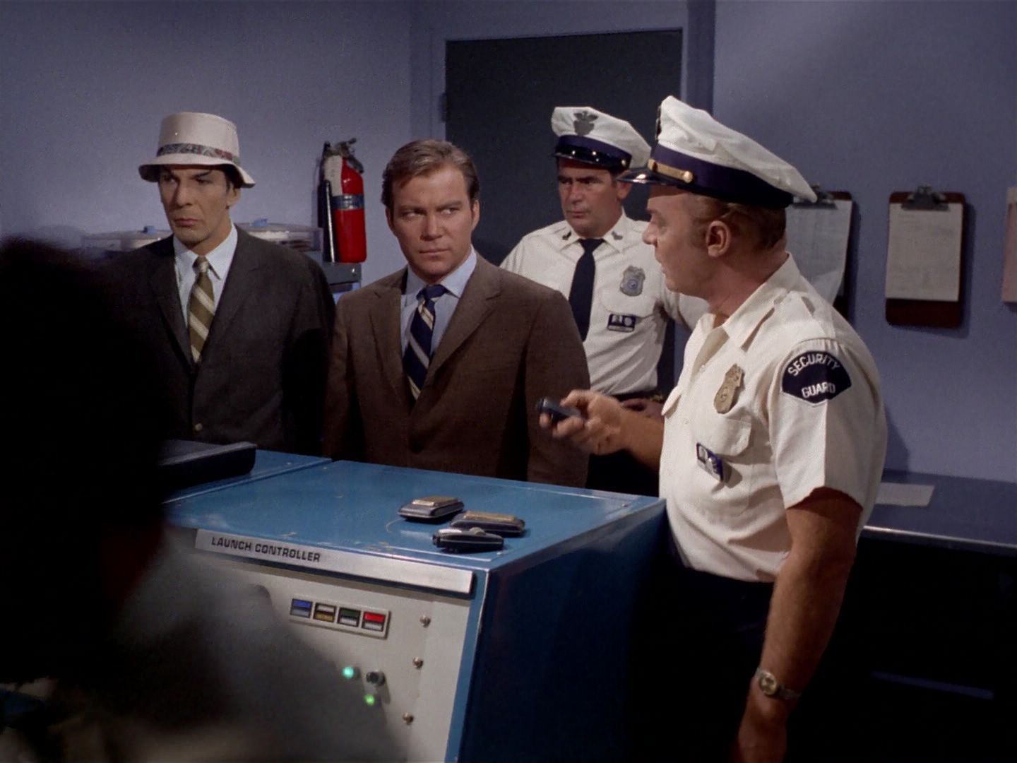 ariane179254_StarTrek_2x26_AssignmentEarth_2201.jpg