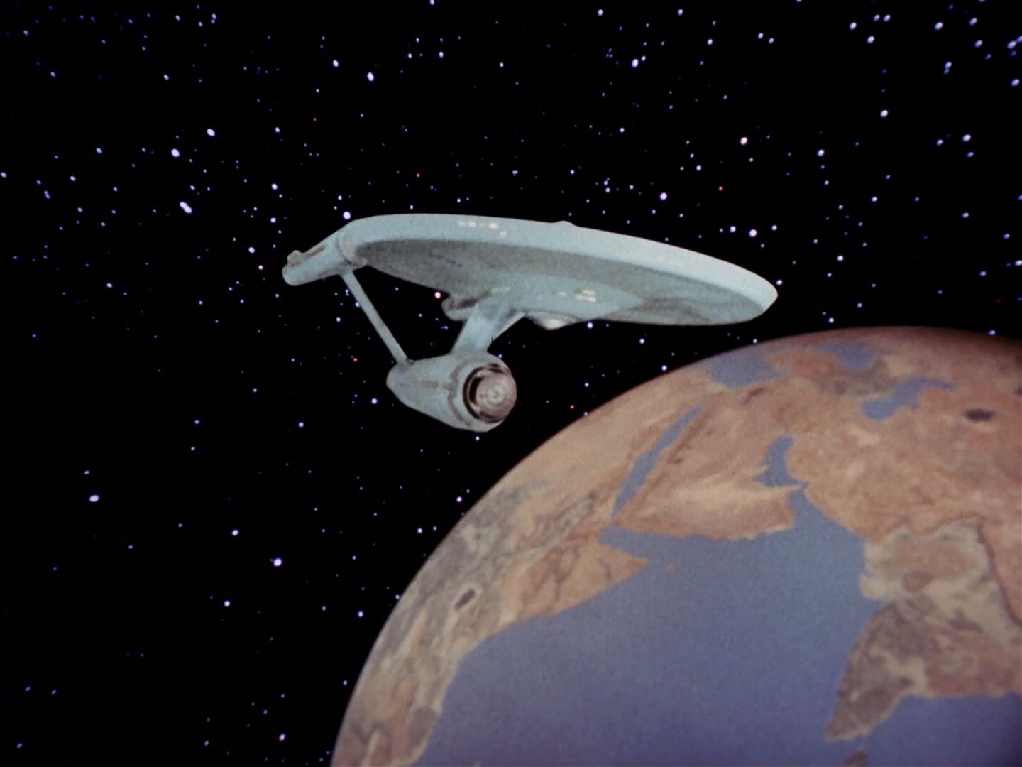 ariane179254_StarTrek_2x26_AssignmentEarth_3226.jpg