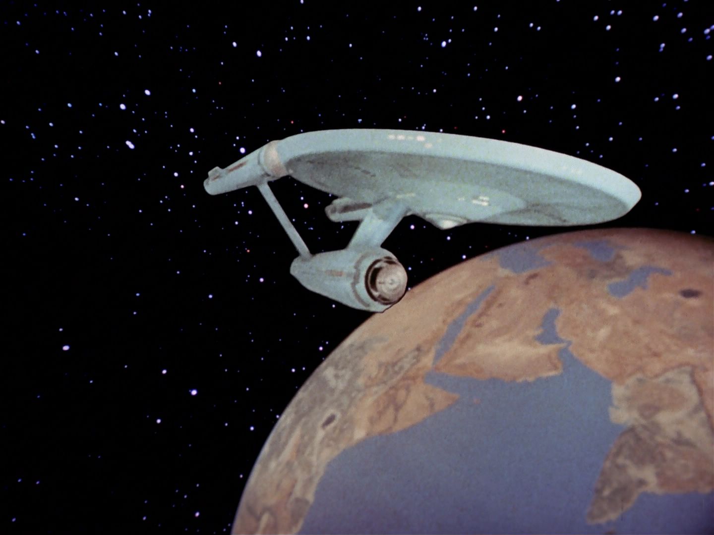 ariane179254_StarTrek_2x26_AssignmentEarth_3227.jpg