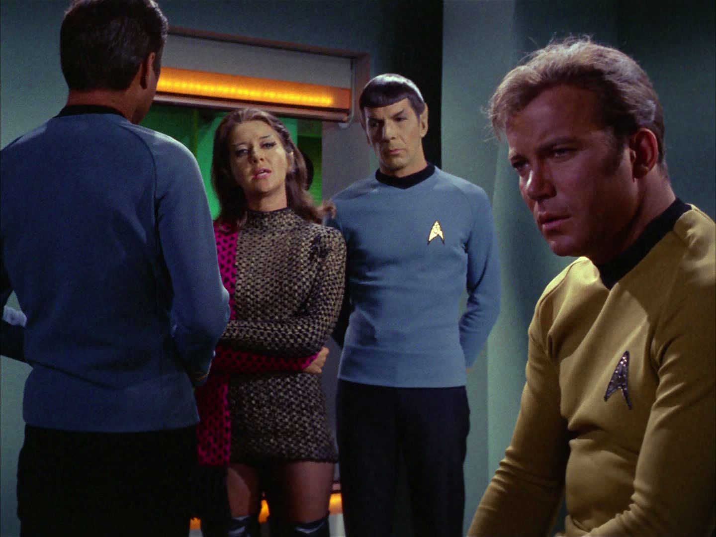 ariane179254_StarTrek_3x02_TheEnterpriseIncident_0786.jpg