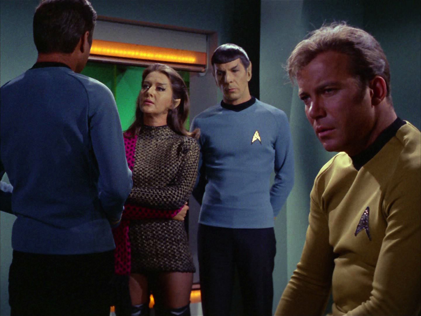 ariane179254_StarTrek_3x02_TheEnterpriseIncident_0788.jpg