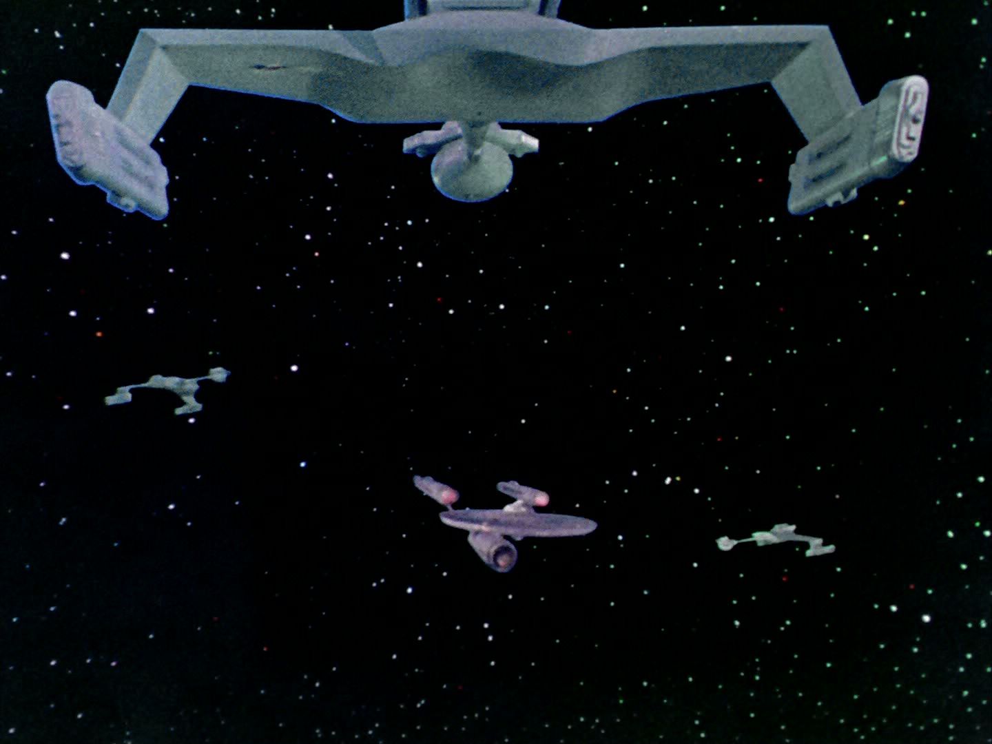 ariane179254_StarTrek_3x02_TheEnterpriseIncident_0903.jpg
