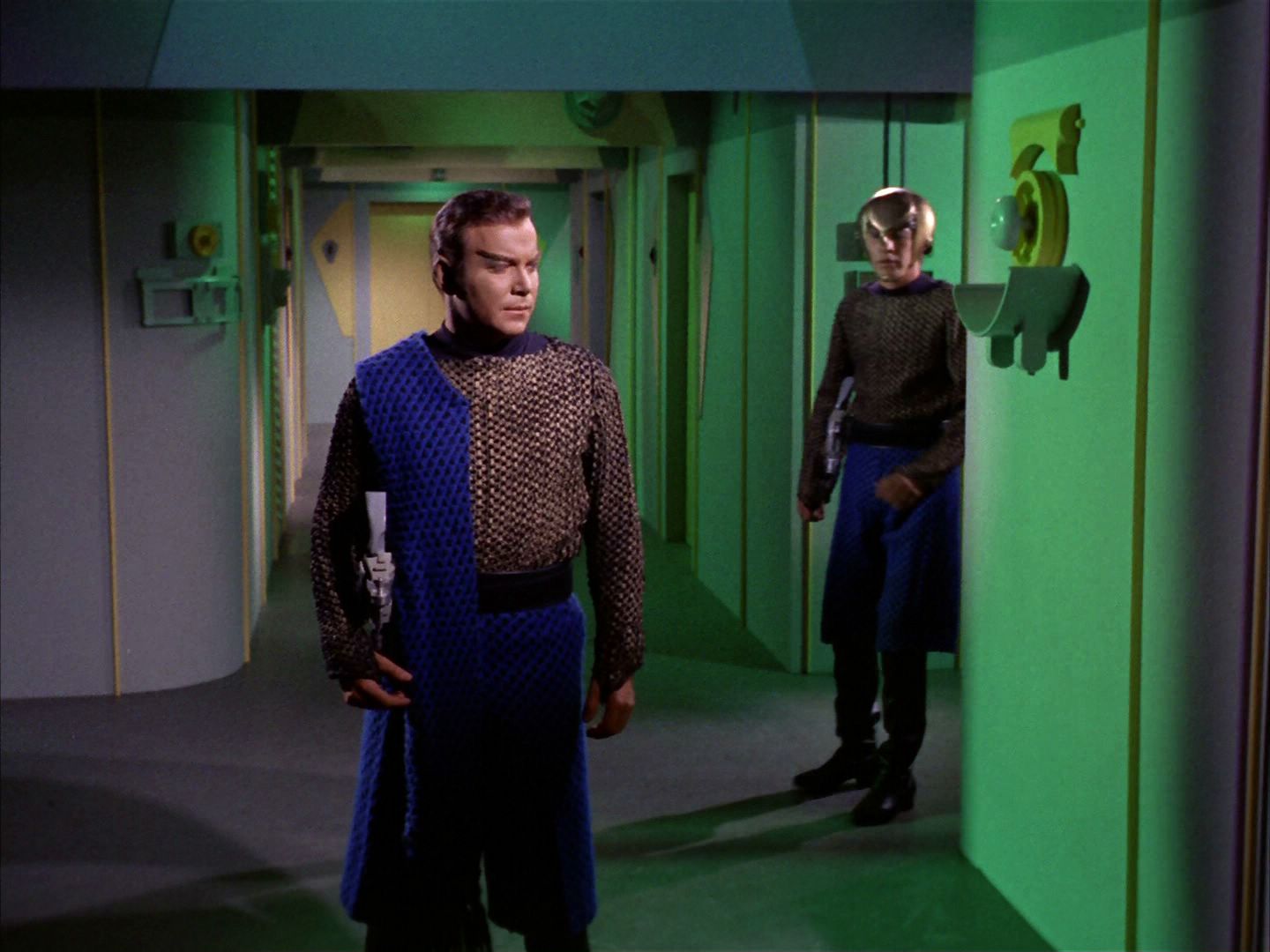 ariane179254_StarTrek_3x02_TheEnterpriseIncident_0977.jpg