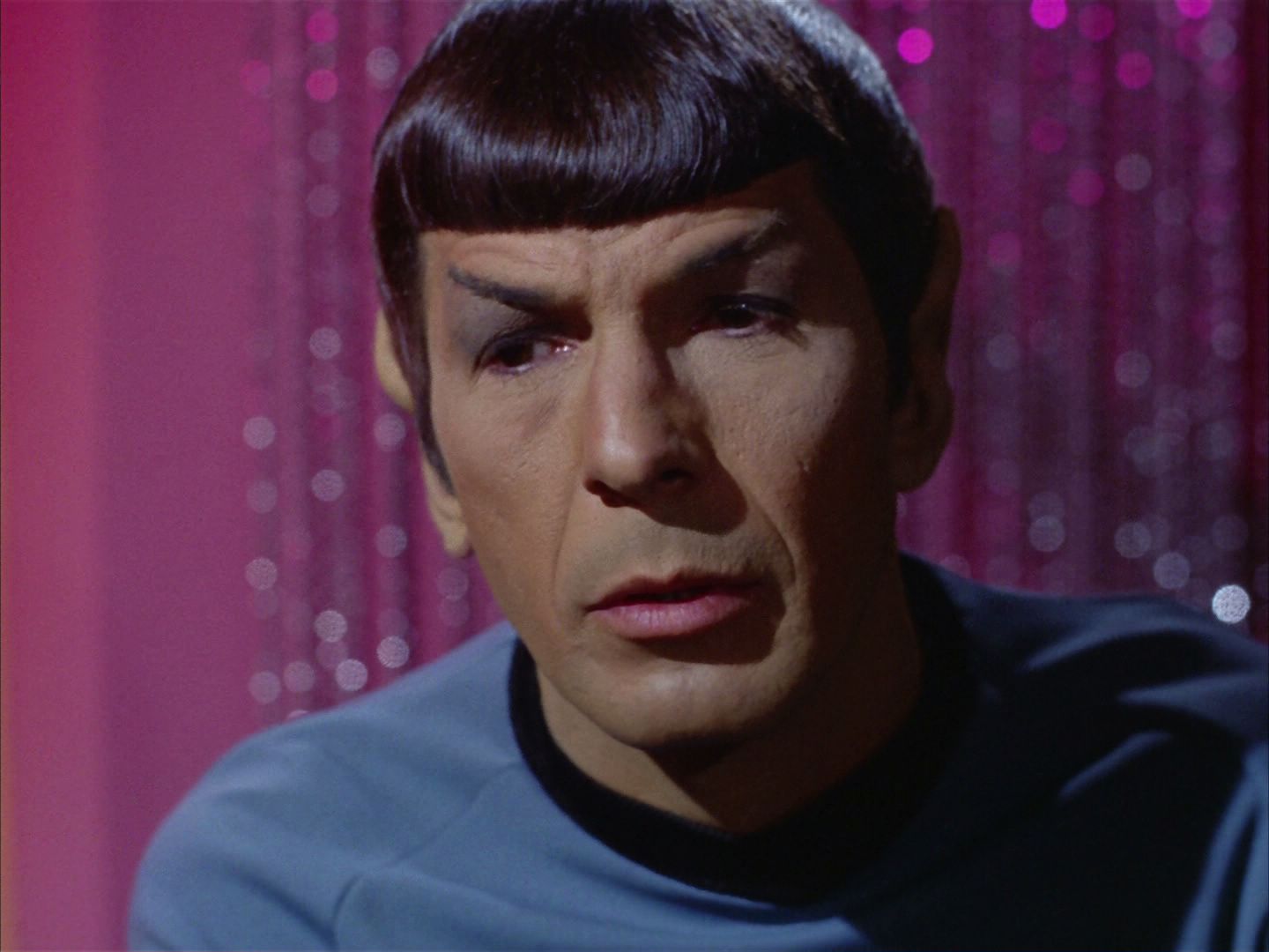 ariane179254_StarTrek_3x02_TheEnterpriseIncident_1098.jpg