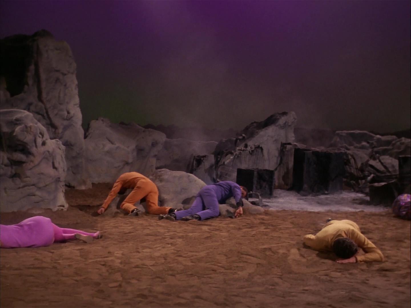 ariane179254_StarTrek_3x04_AndTheChildrenShallLead_0023.jpg