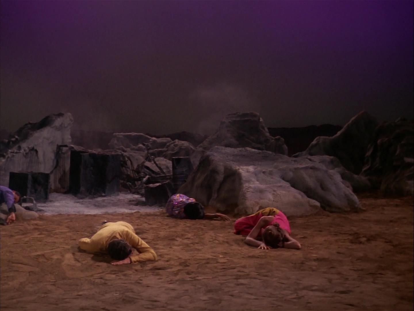 ariane179254_StarTrek_3x04_AndTheChildrenShallLead_0029.jpg