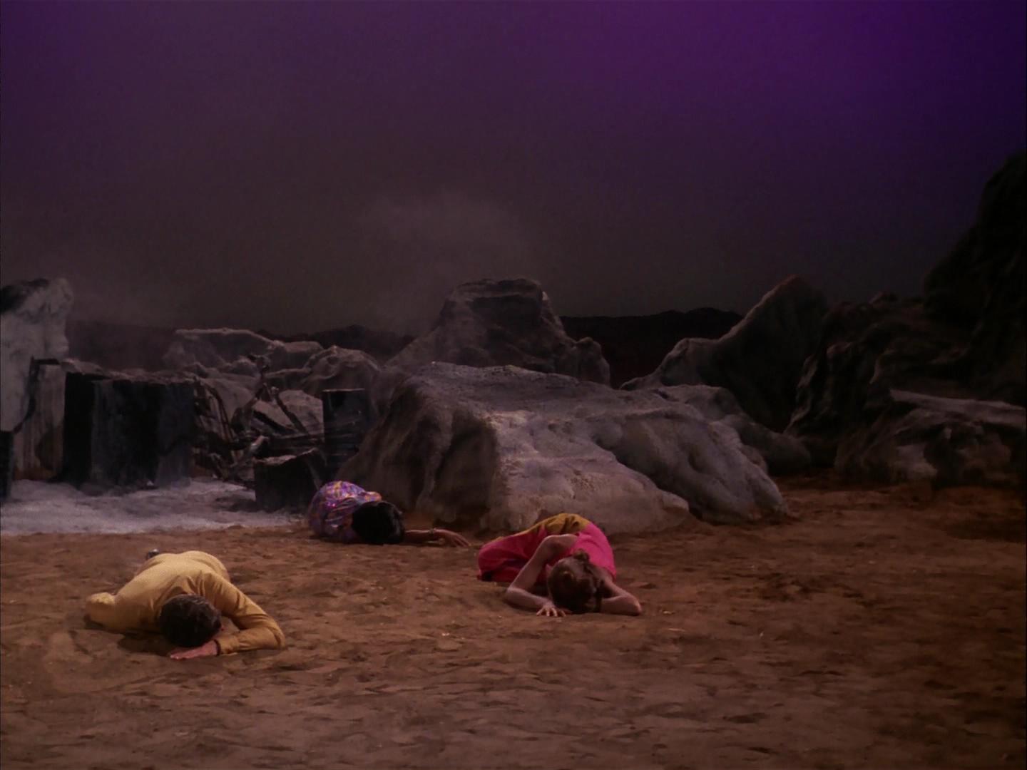 ariane179254_StarTrek_3x04_AndTheChildrenShallLead_0031.jpg